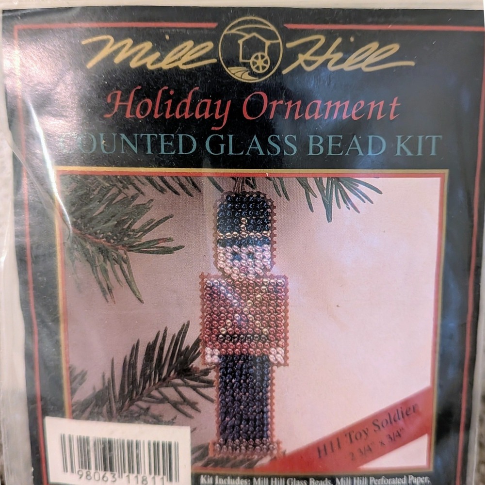 Mill Hill Toy Soldier‎ Holiday Ornament Counted Glass Bead Kit Christmas H11